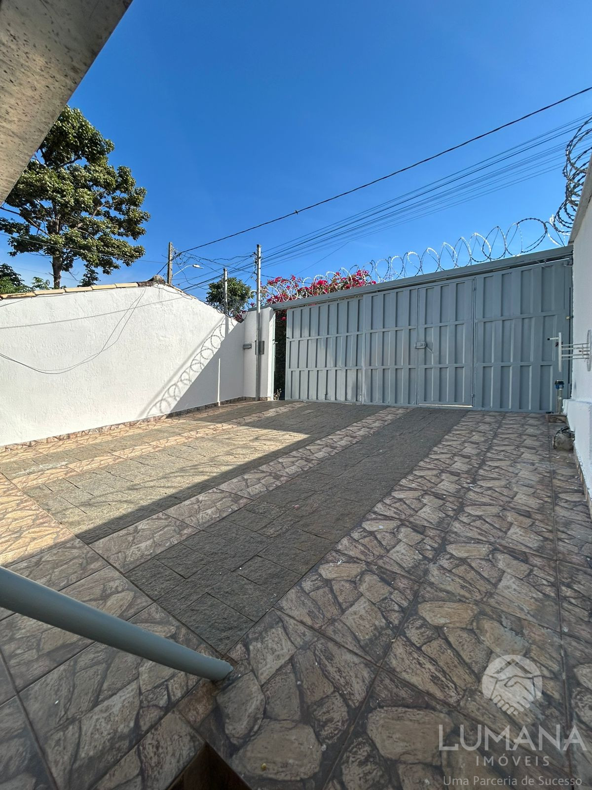 Casa c/quintal