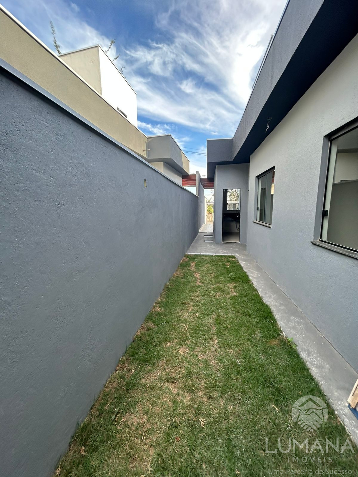 Casa em lote 203 m²