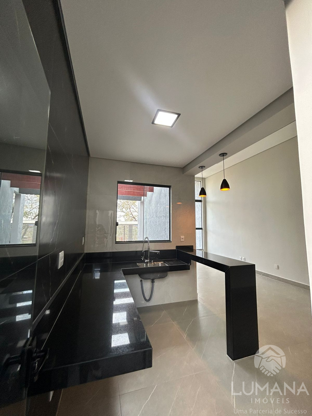 Casa em lote 203 m²