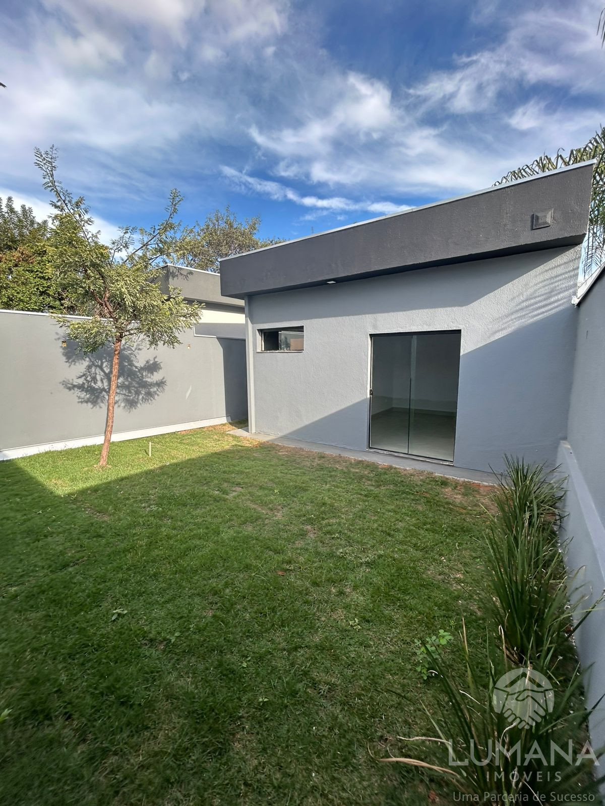 Casa em lote 203 m²