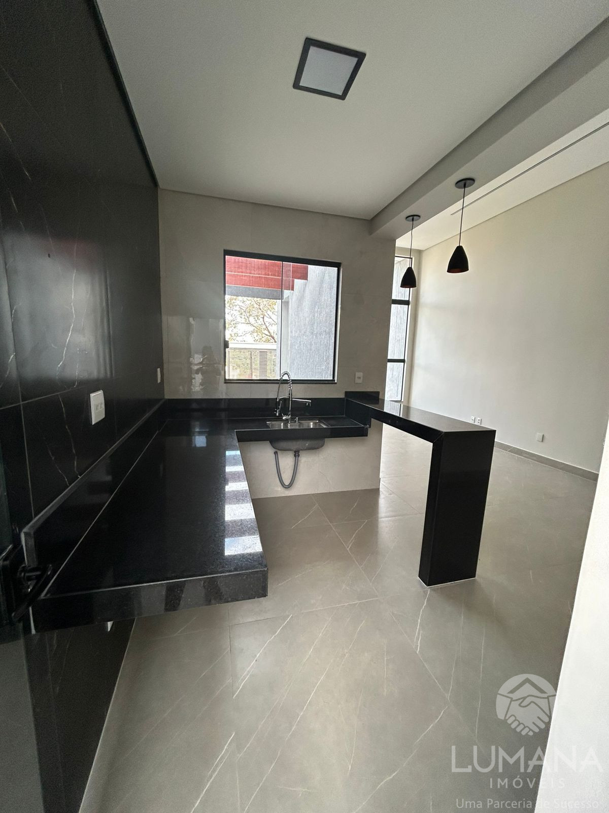 Casa em lote 203 m²