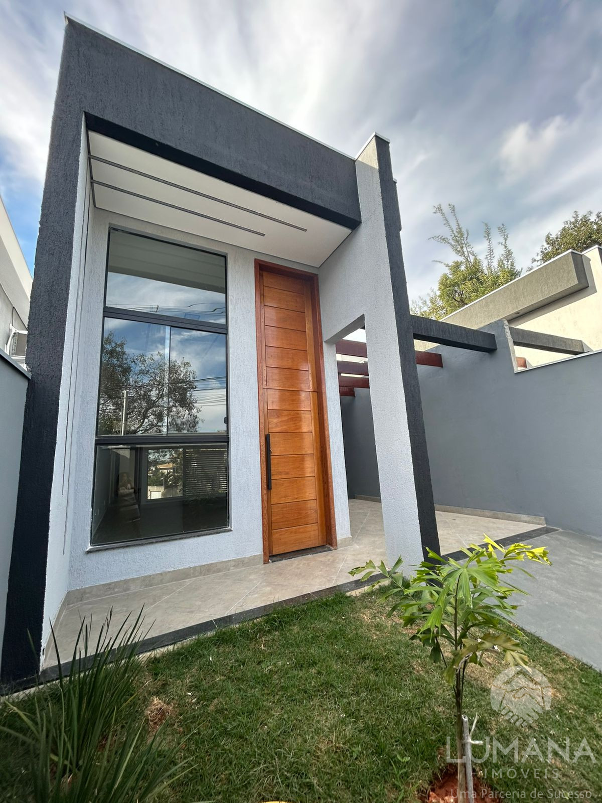 Casa em lote 203 m²
