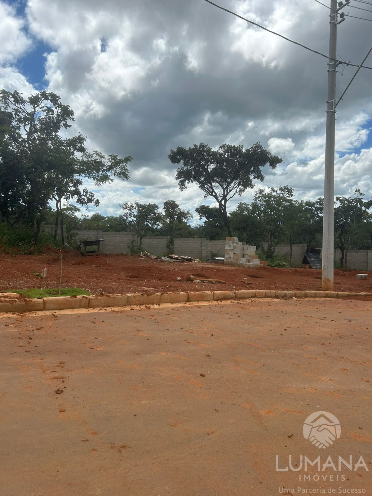 Lote em Residencial Fechado