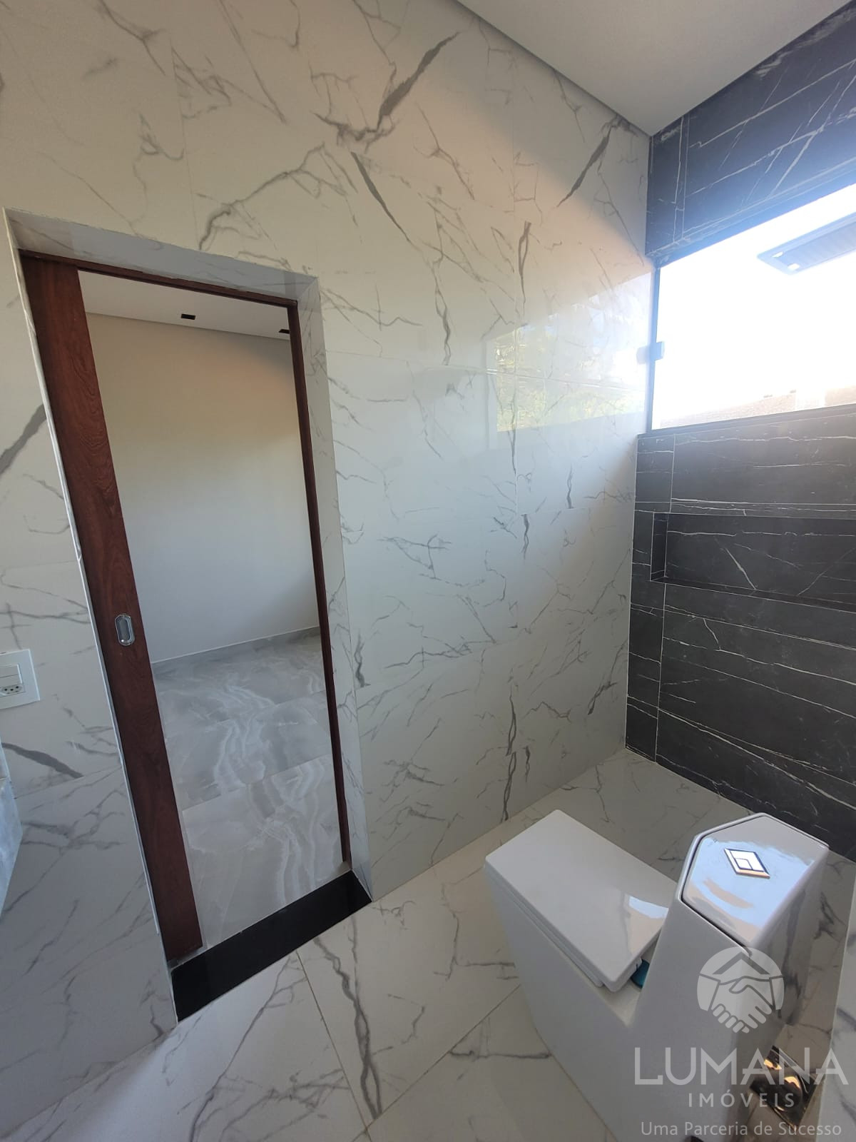 Casa em condomínio