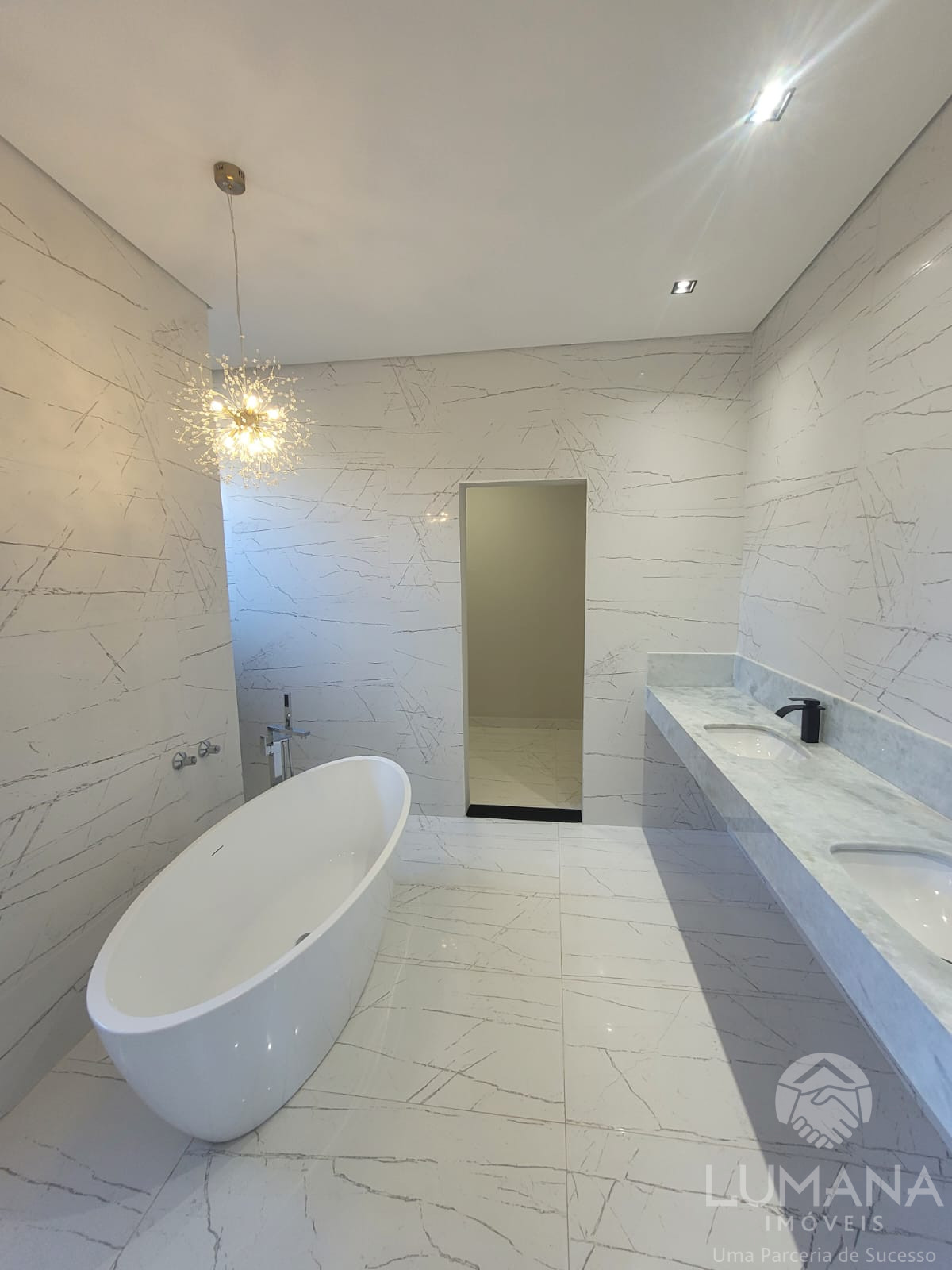 Casa em condomínio