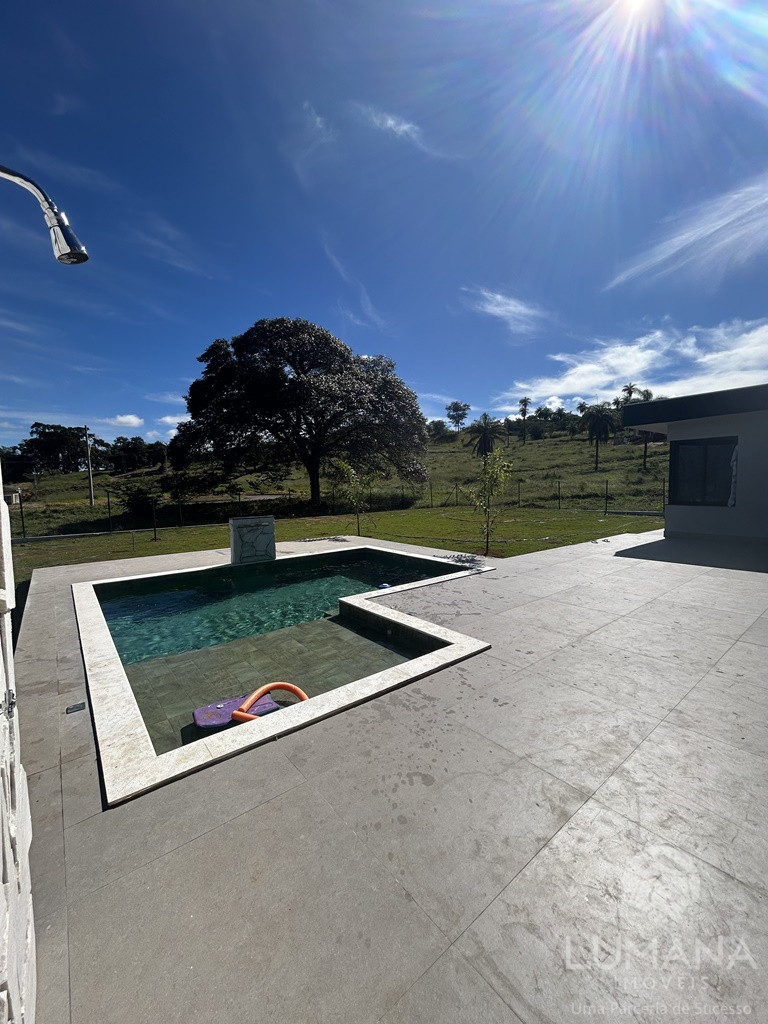 Casa em Condomínio