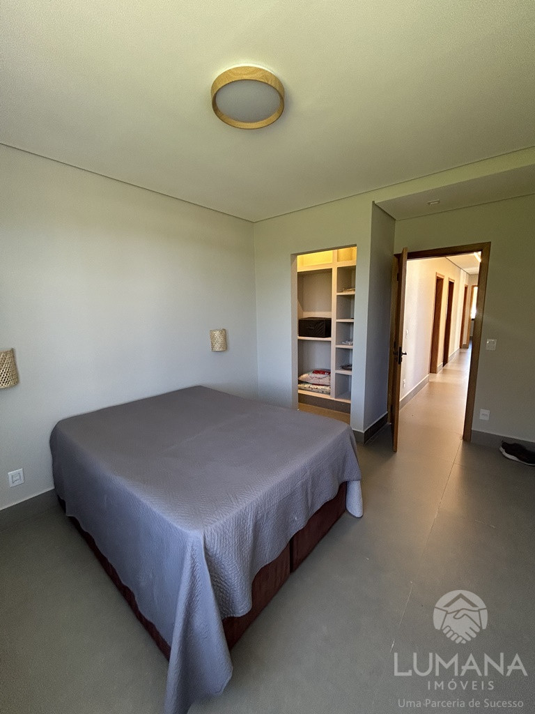Casa em Condomínio