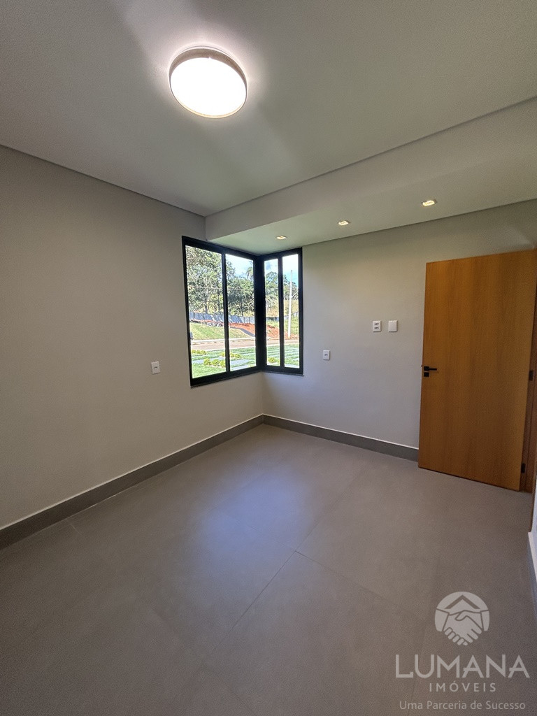 Casa em Condomínio