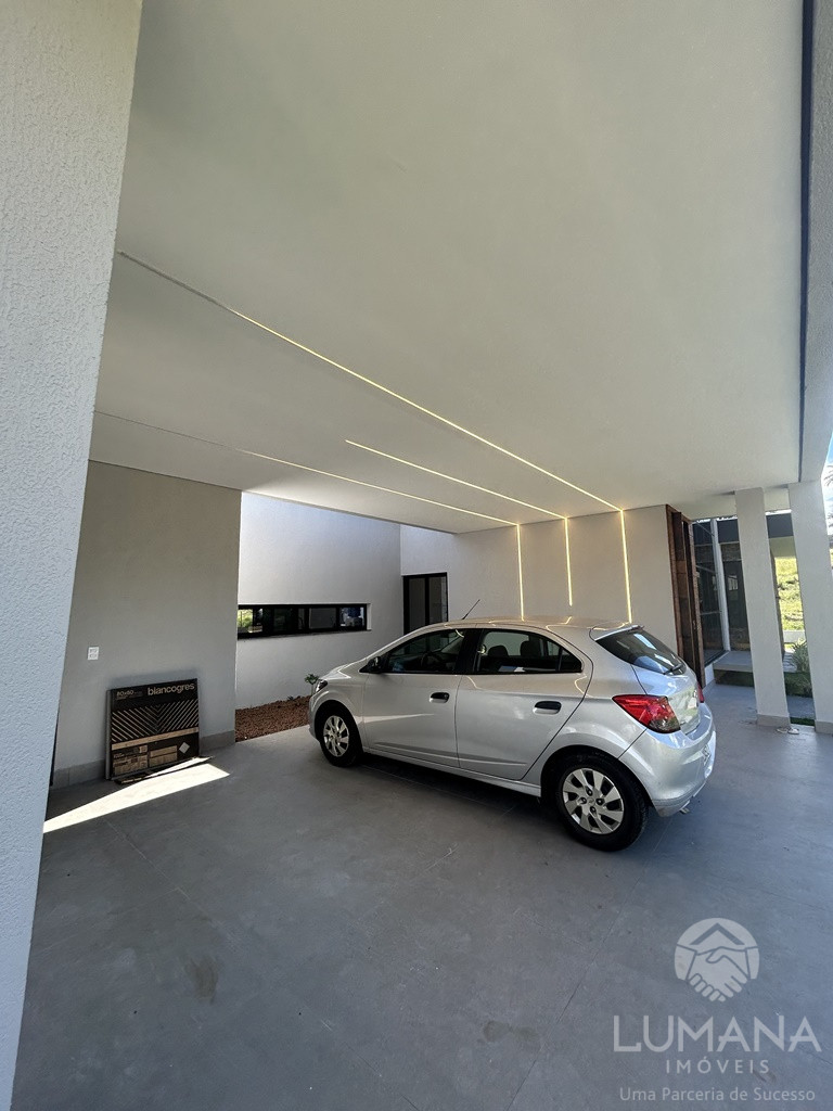 Casa em Condomínio