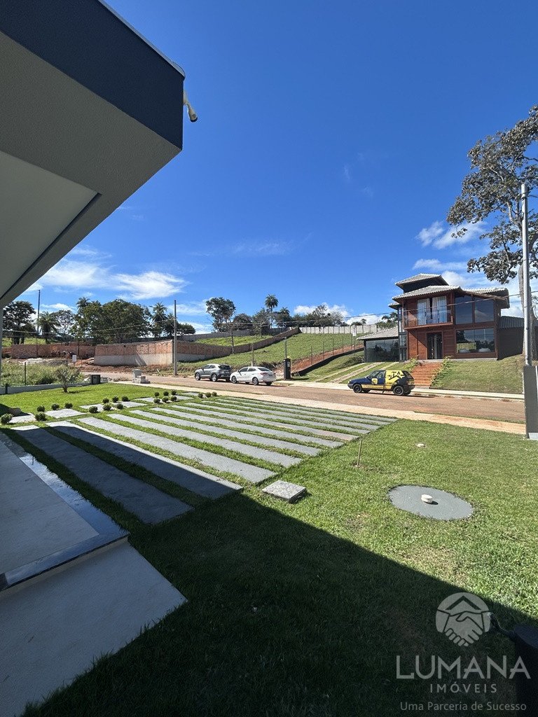 Casa em Condomínio