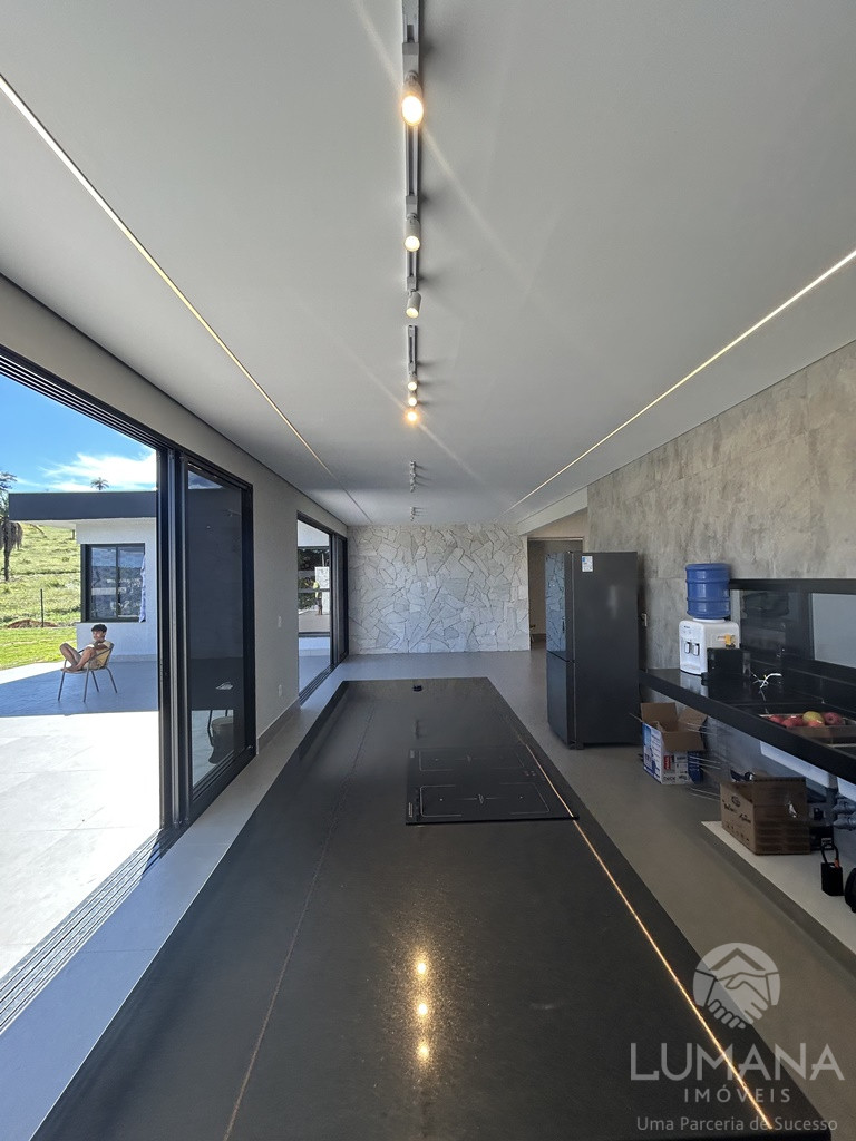 Casa em Condomínio