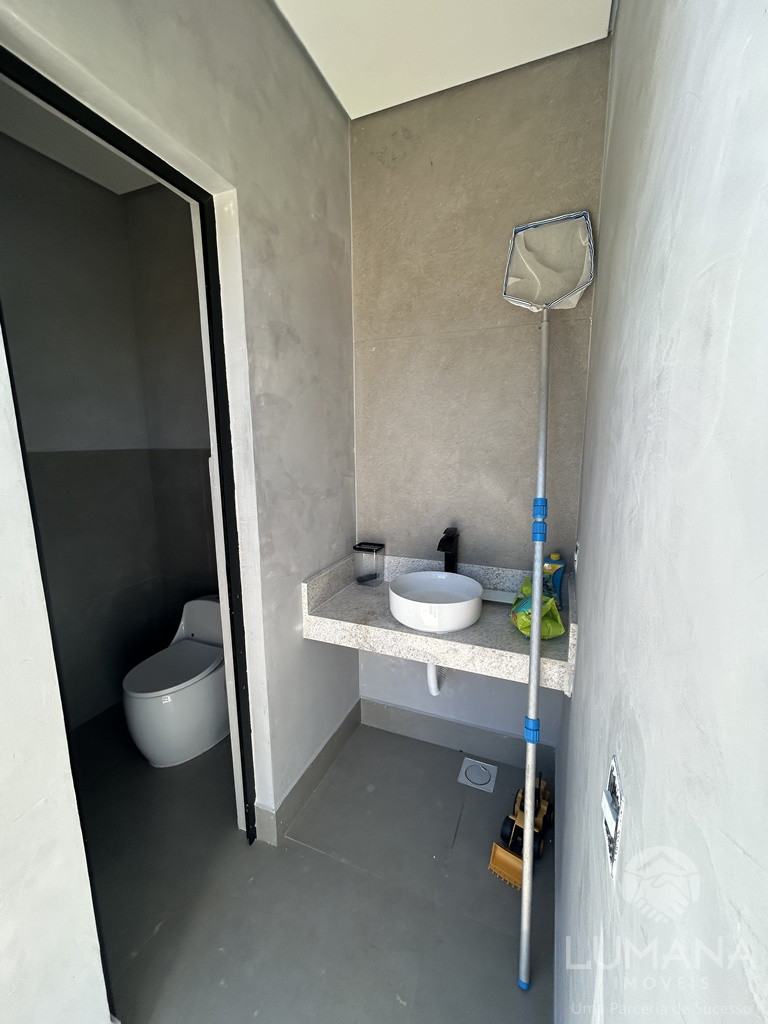 Casa em Condomínio