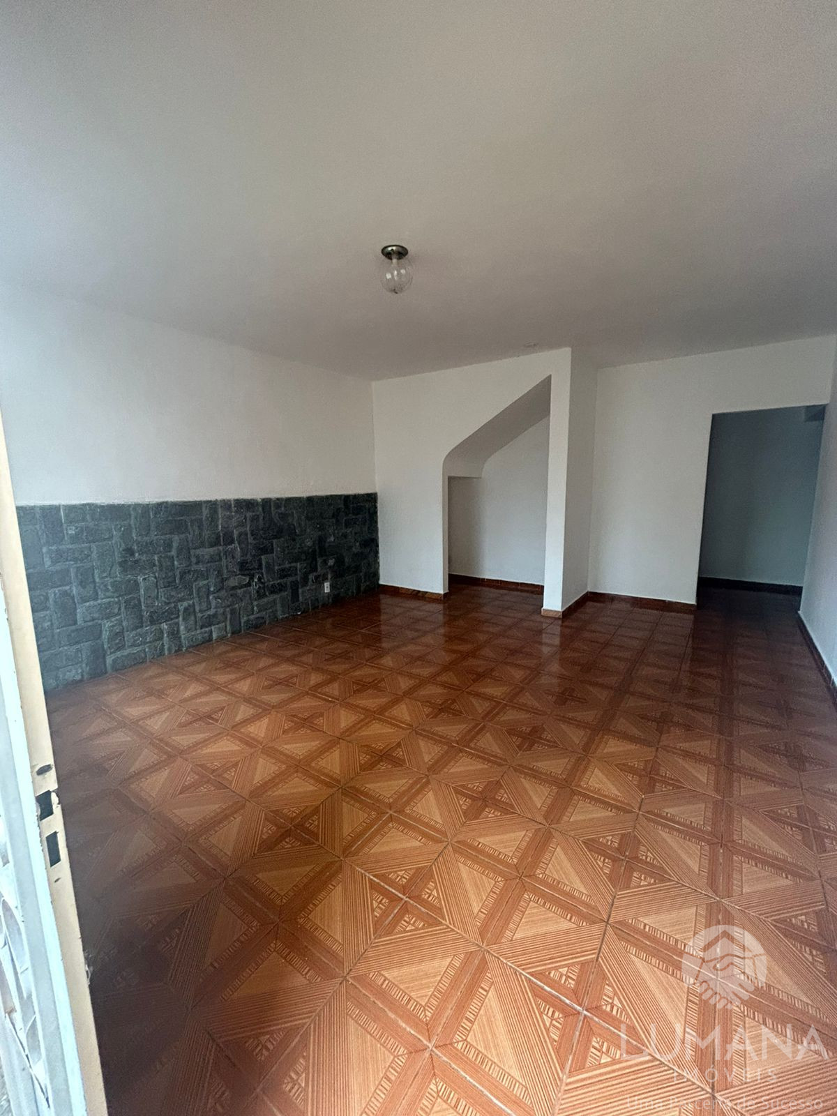 PRÓXIMA AO MERCADÃO INTERNACIONAL