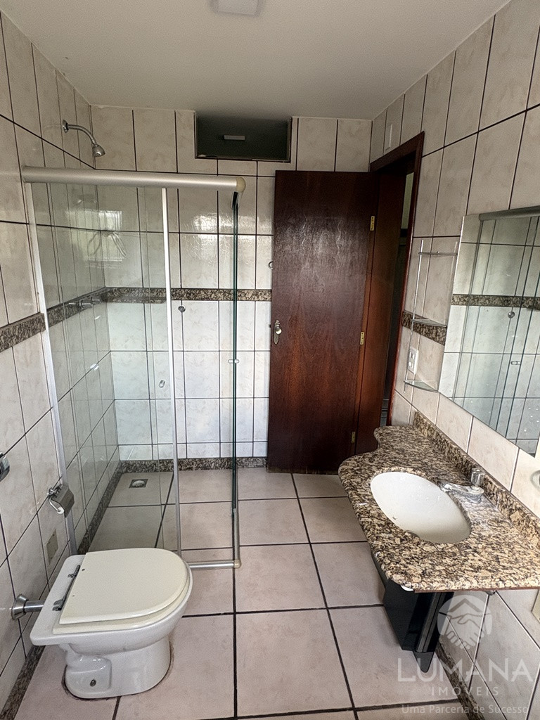 CASA COM QUINTAL
