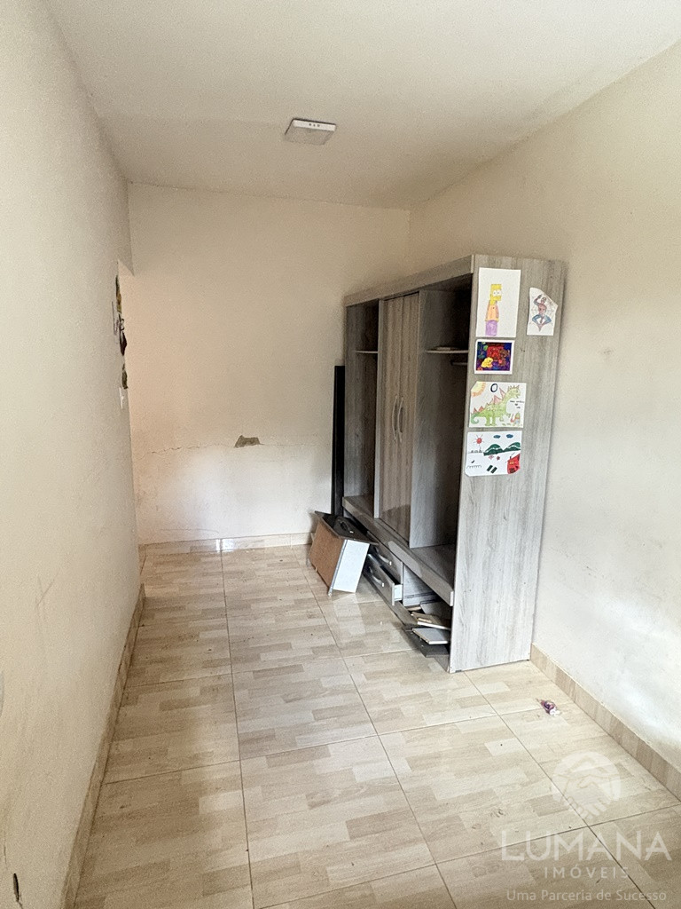 CASA COM QUINTAL