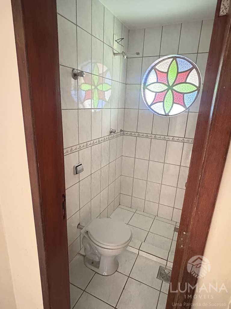 CASA COM QUINTAL