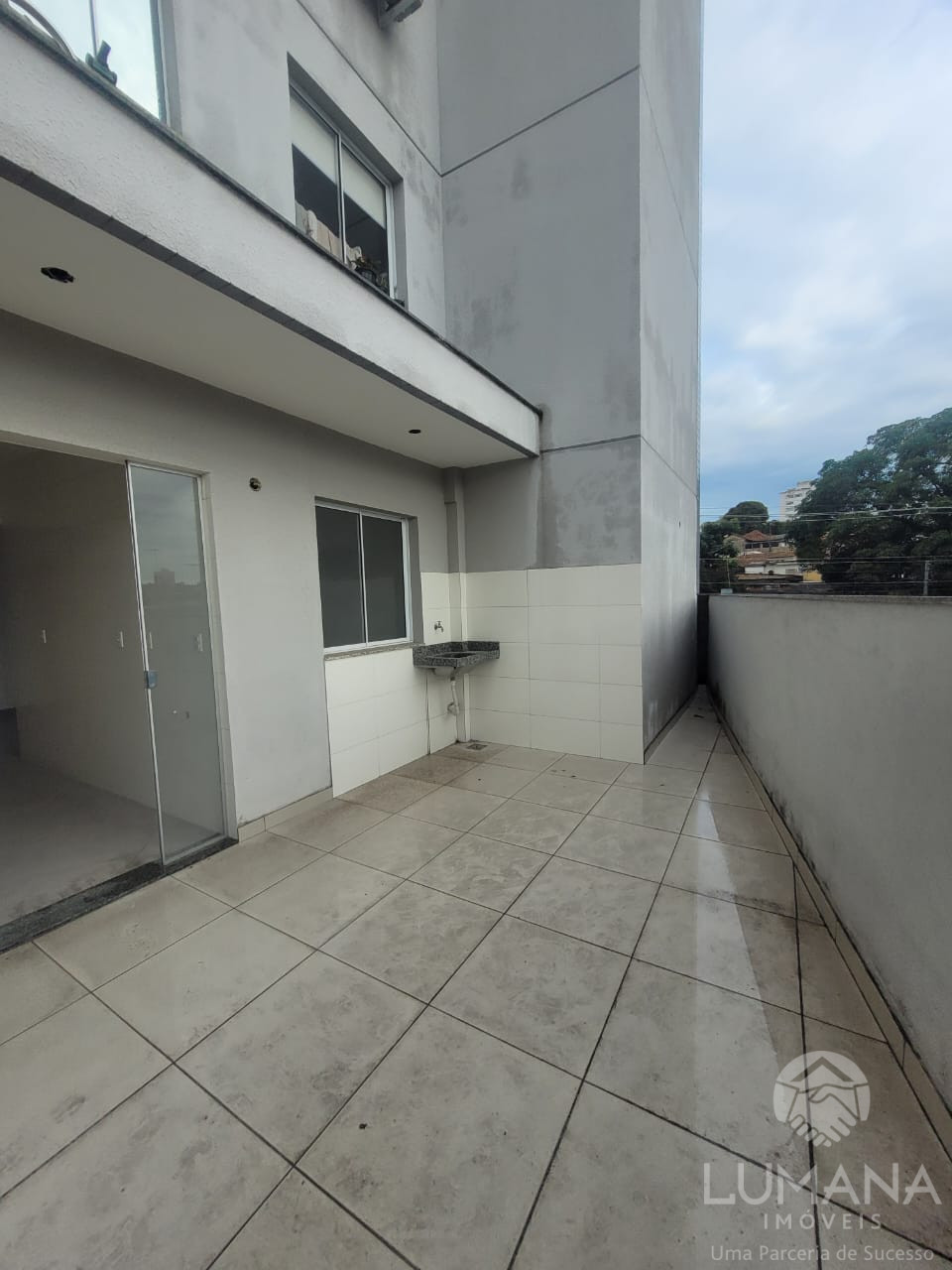 Apartamento  02 Áreas privativas