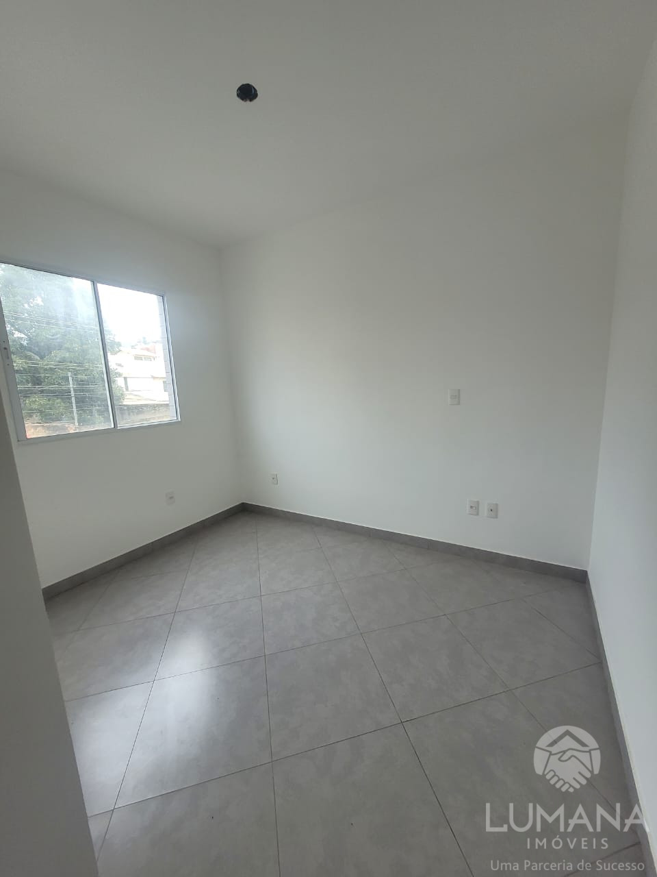 Apartamento  02 Áreas privativas