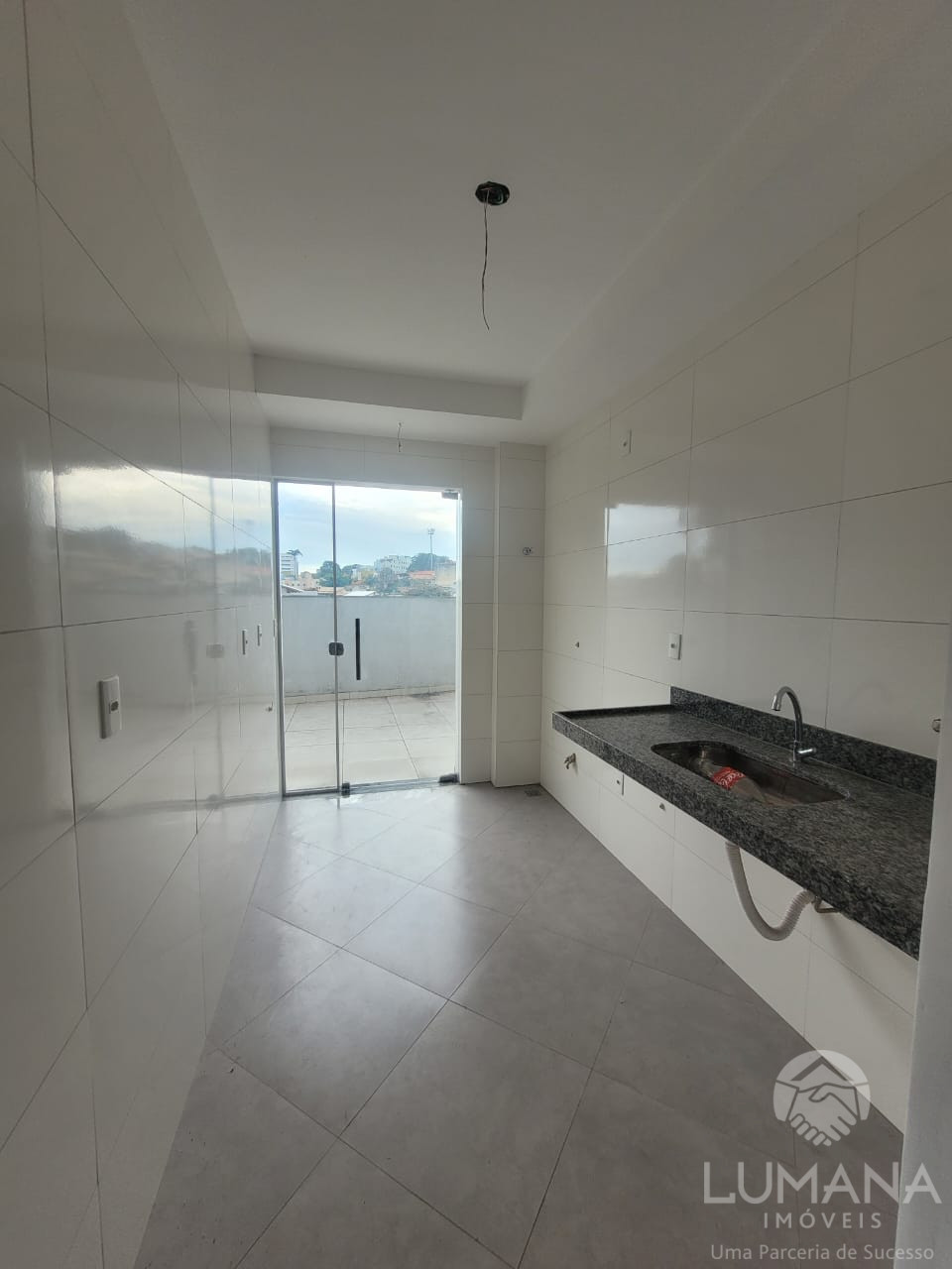 Apartamento  02 Áreas privativas