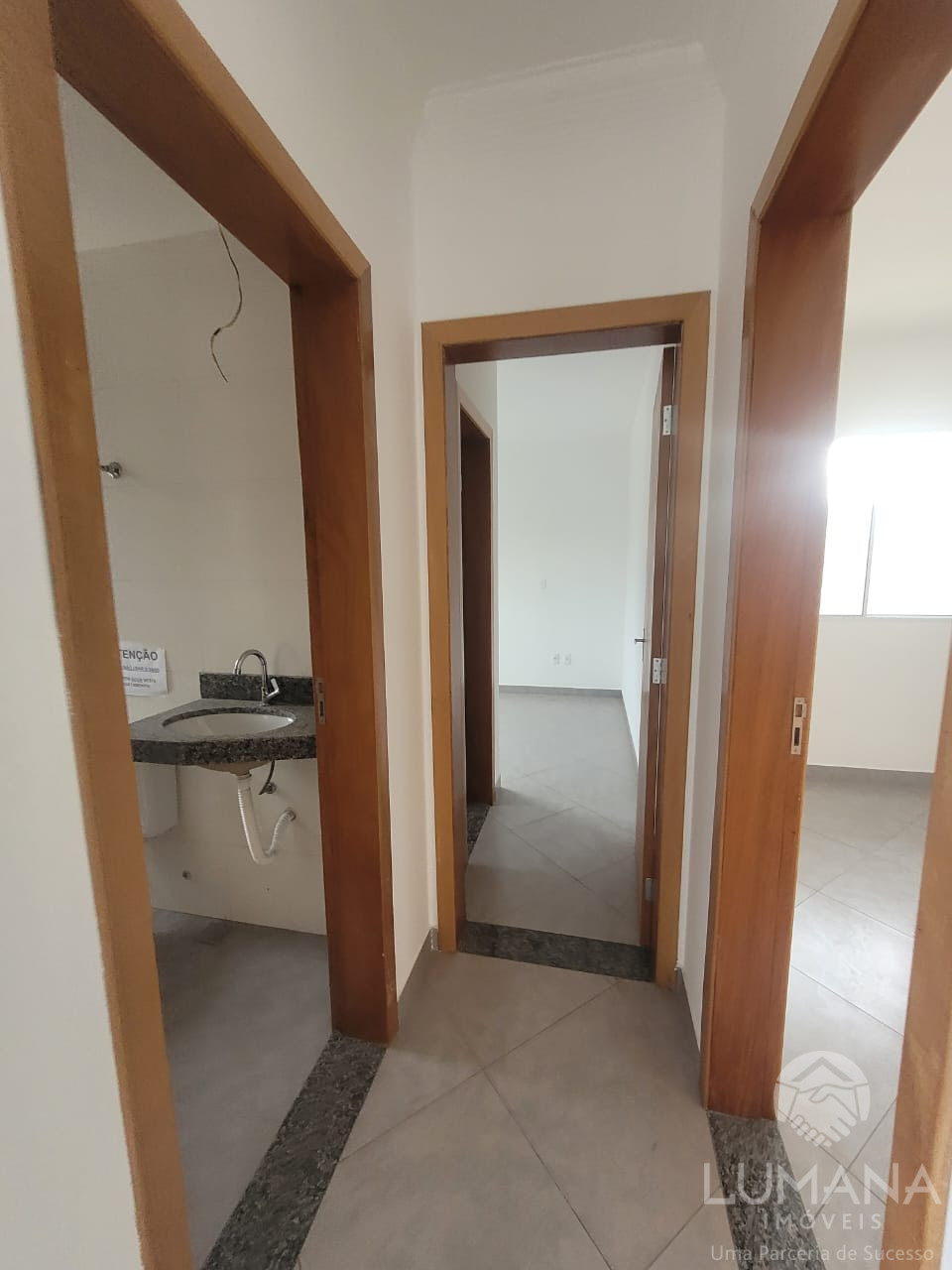Apartamento  02 Áreas privativas