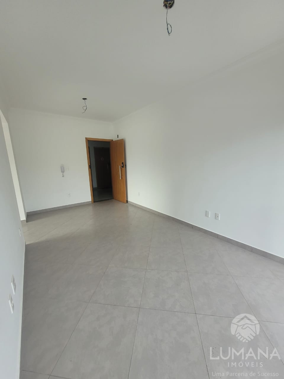 Apartamento  02 Áreas privativas