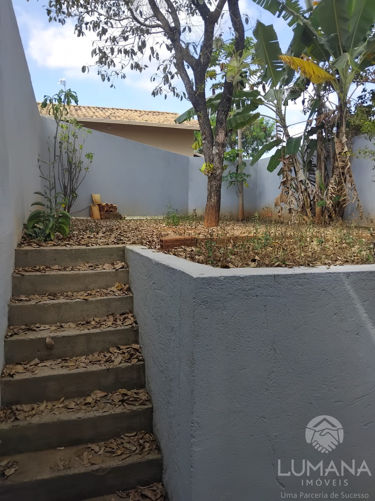 Casa Terreno 292 m²