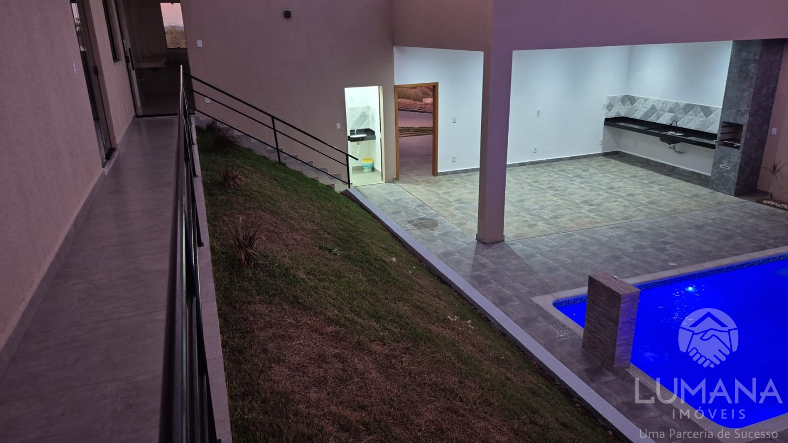 Casa em condomínio