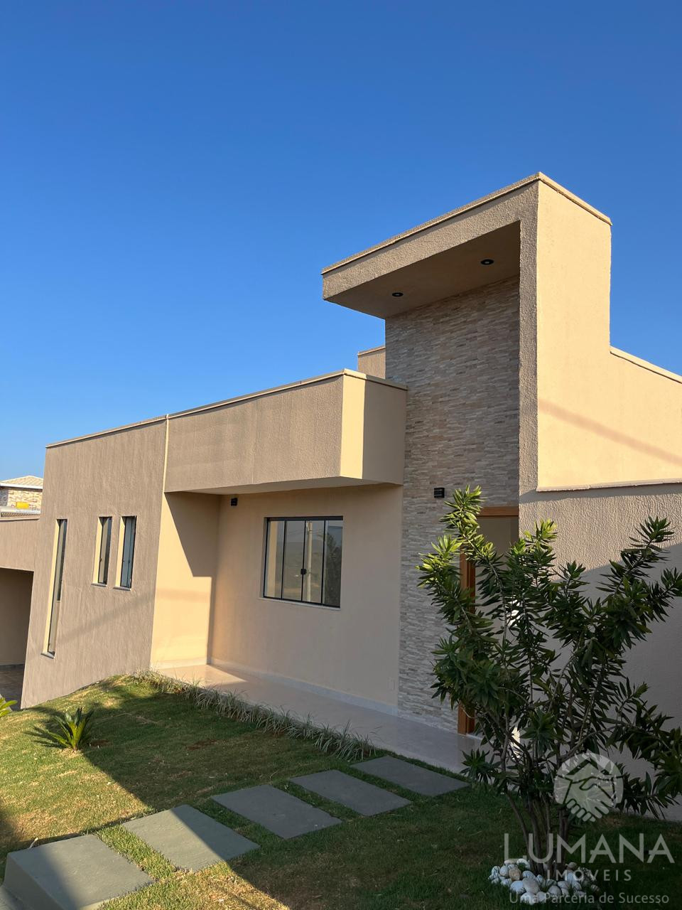 Casa em condomínio
