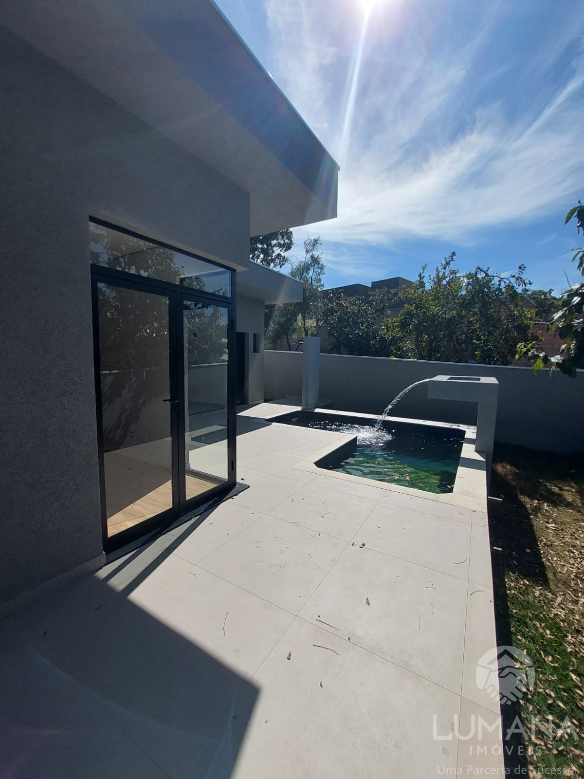 Casa em condomínio