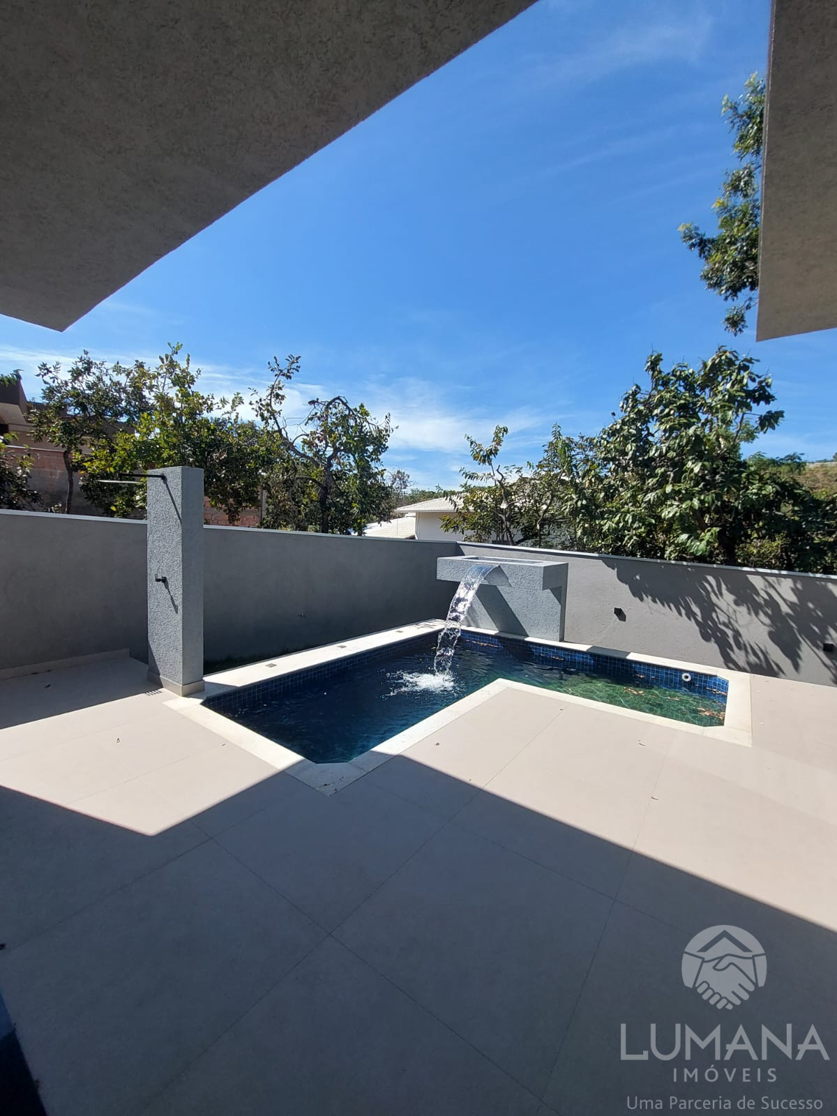 Casa em condomínio