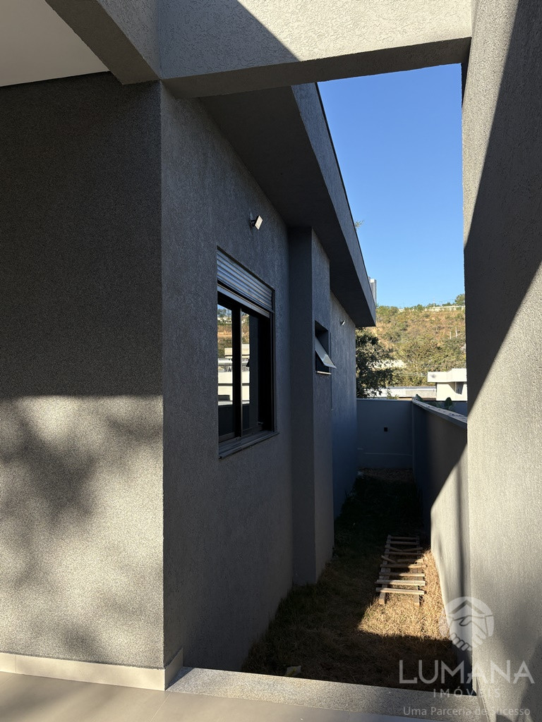 Casa em condomínio