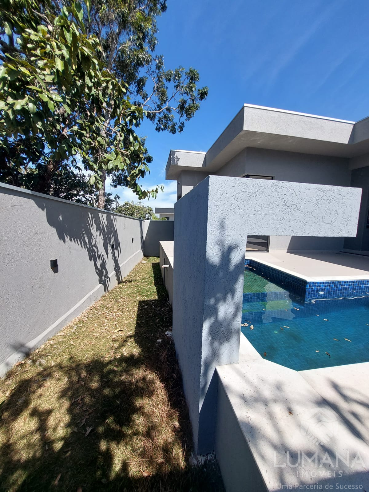 Casa em condomínio