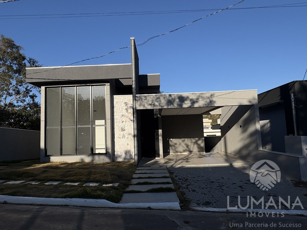 Casa em condomínio