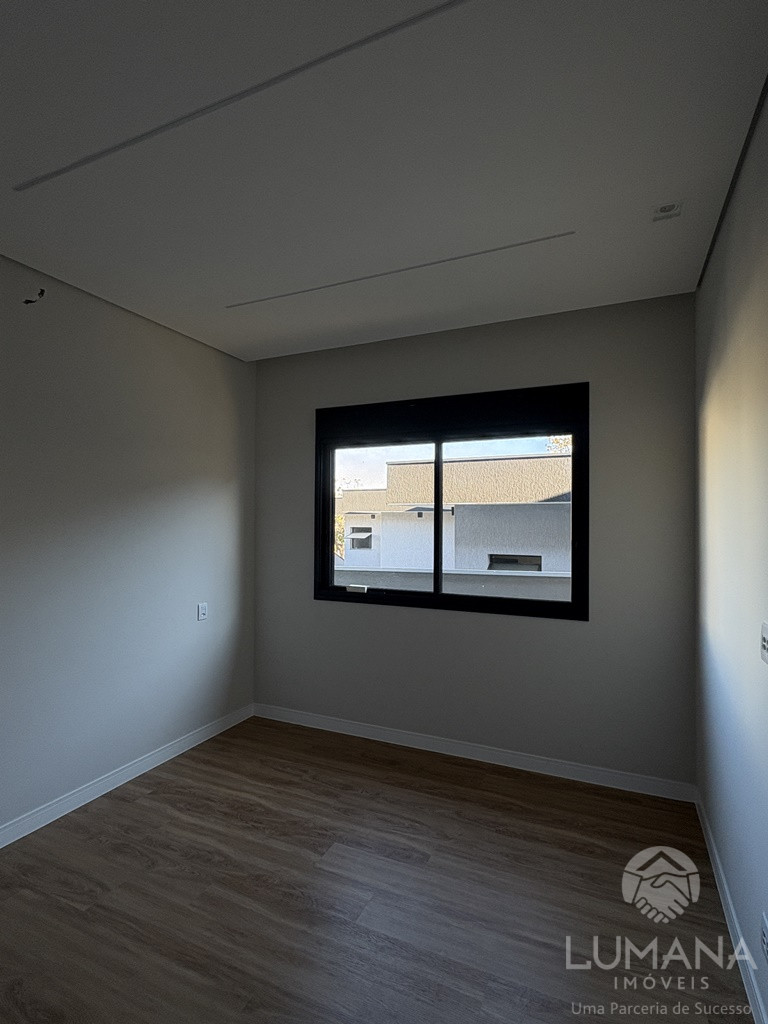 Casa em condomínio