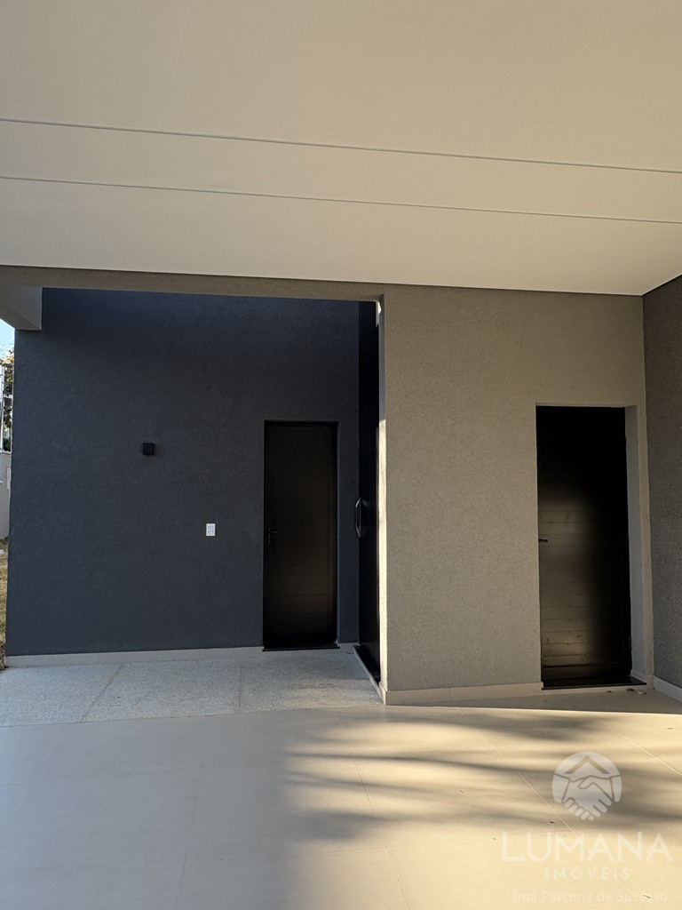 Casa em condomínio