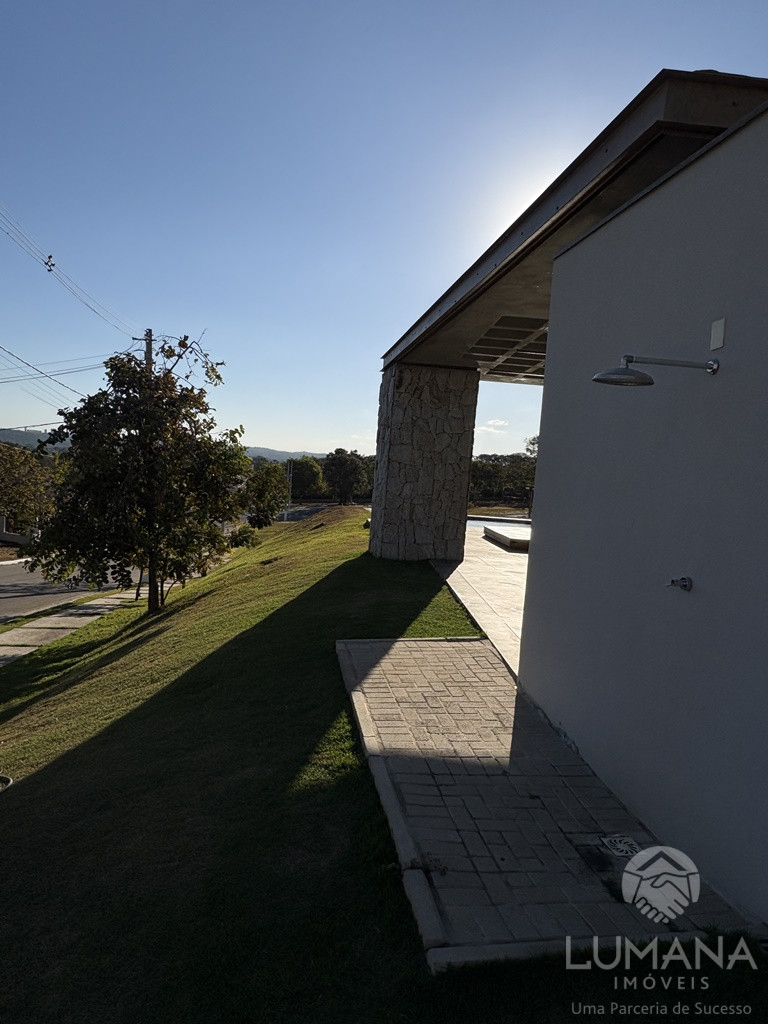 Casa em condomínio