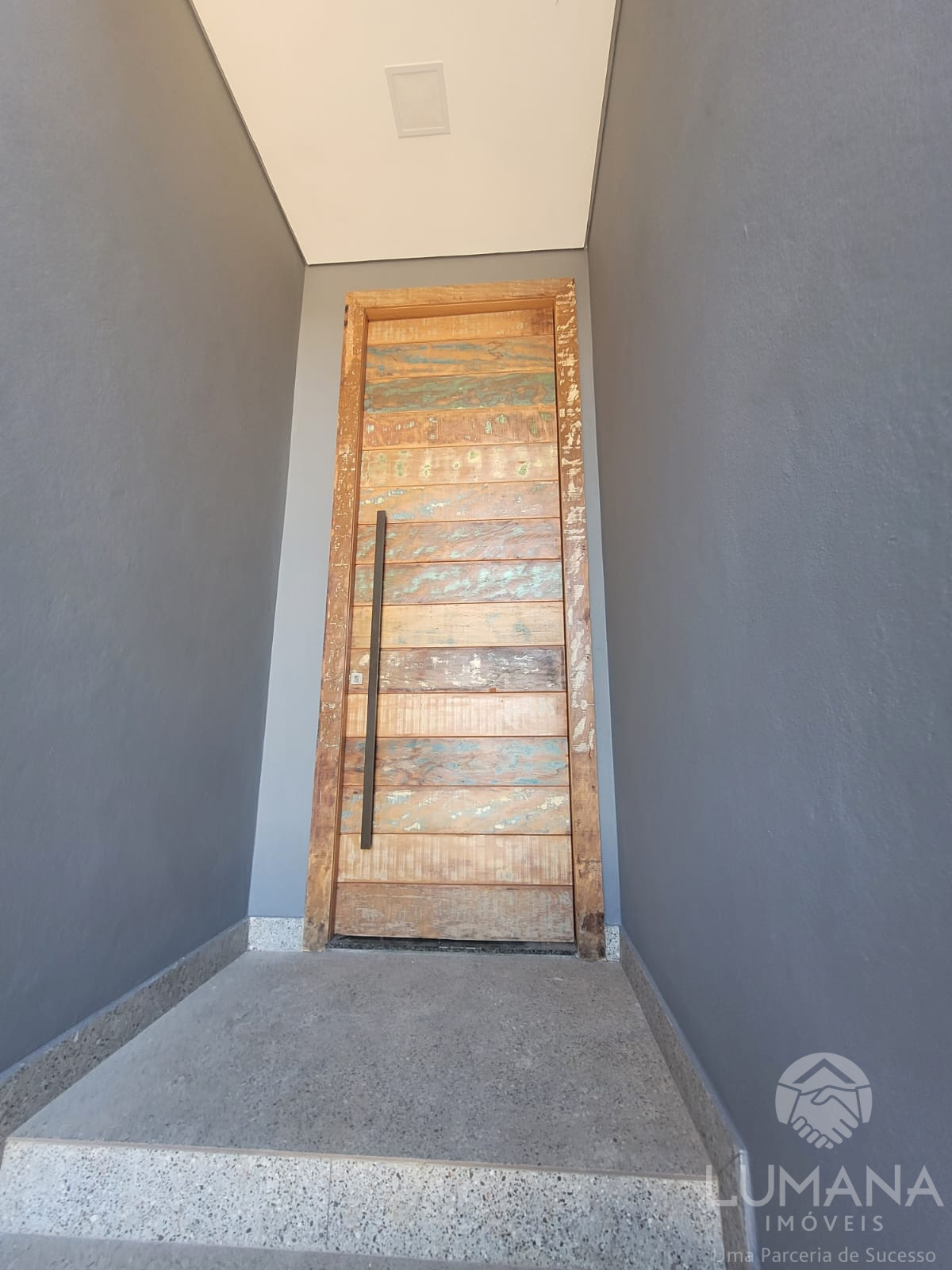 Casa em condomínio em área central