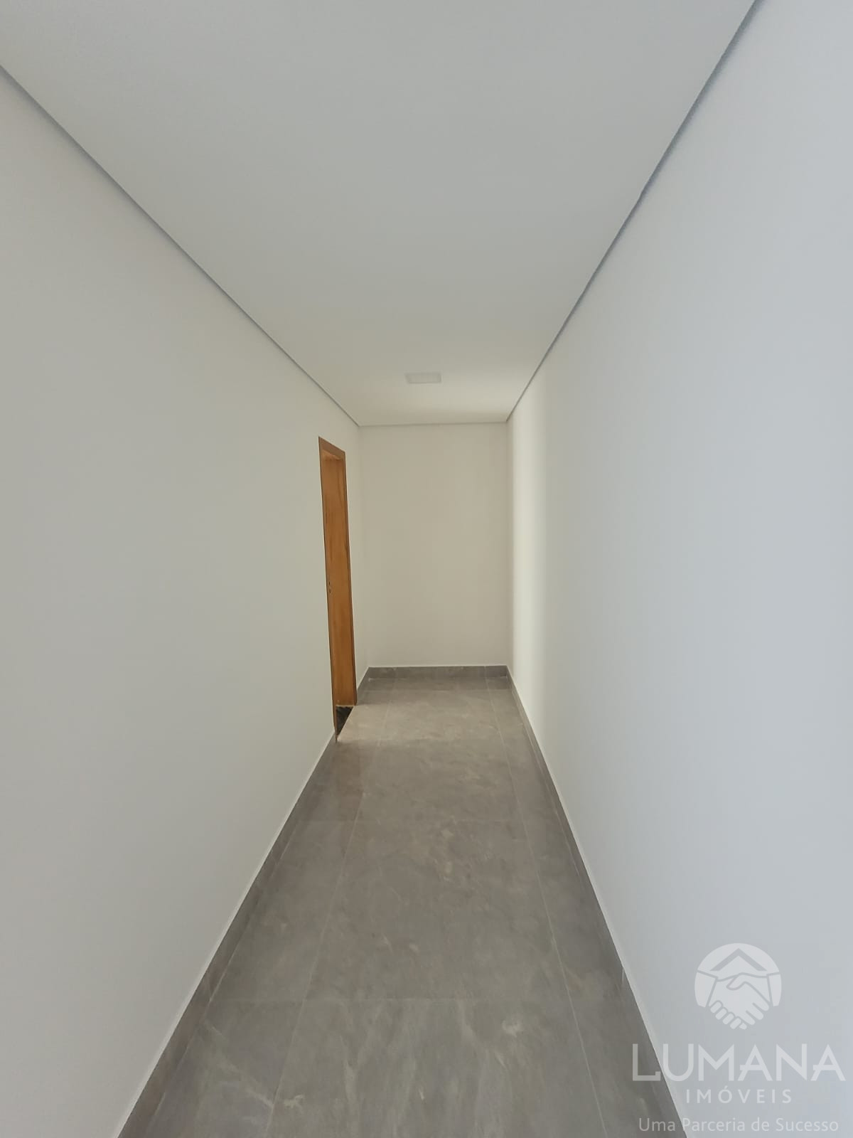 Casa em condomínio em área central