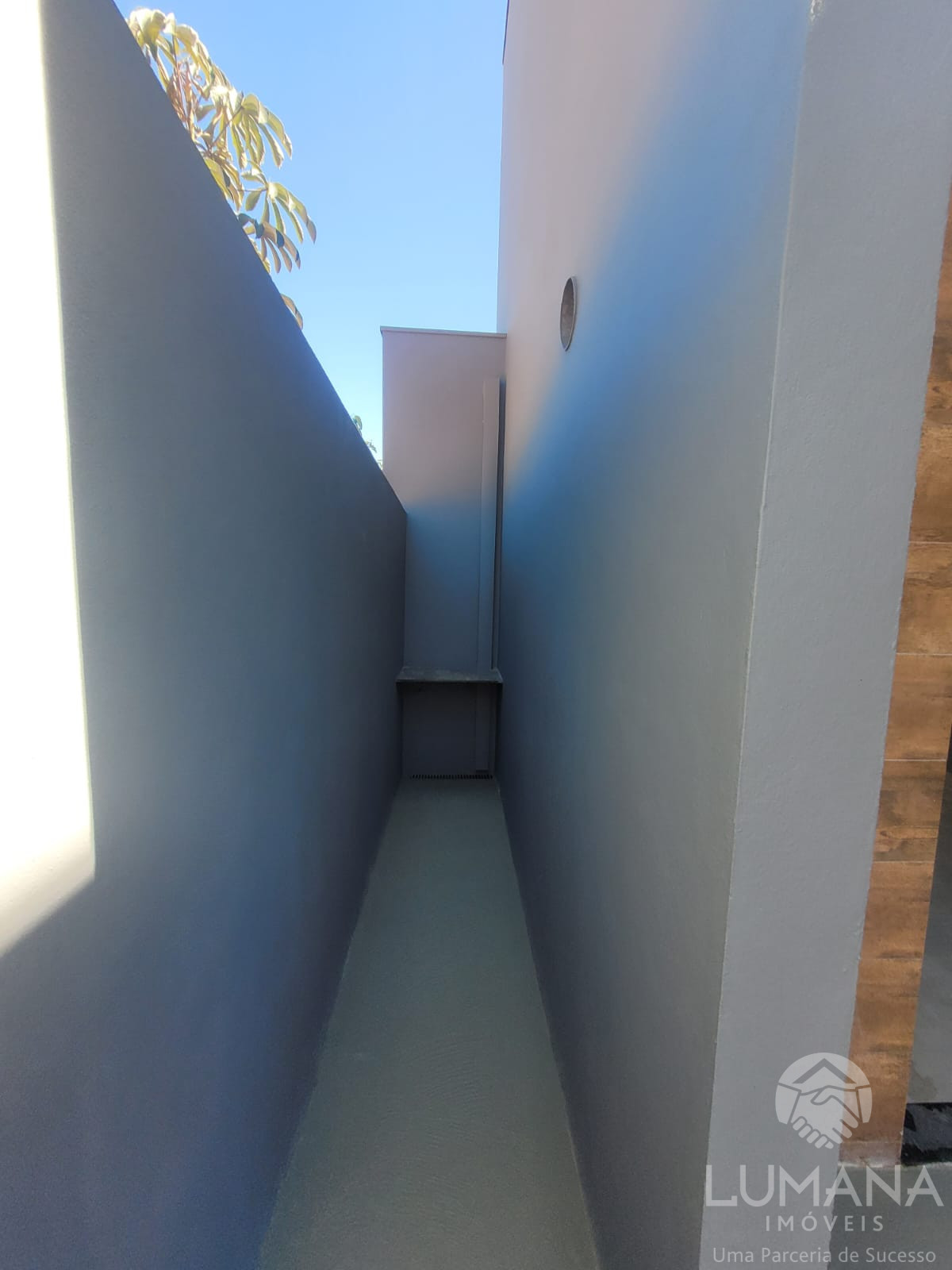 Casa em condomínio em área central
