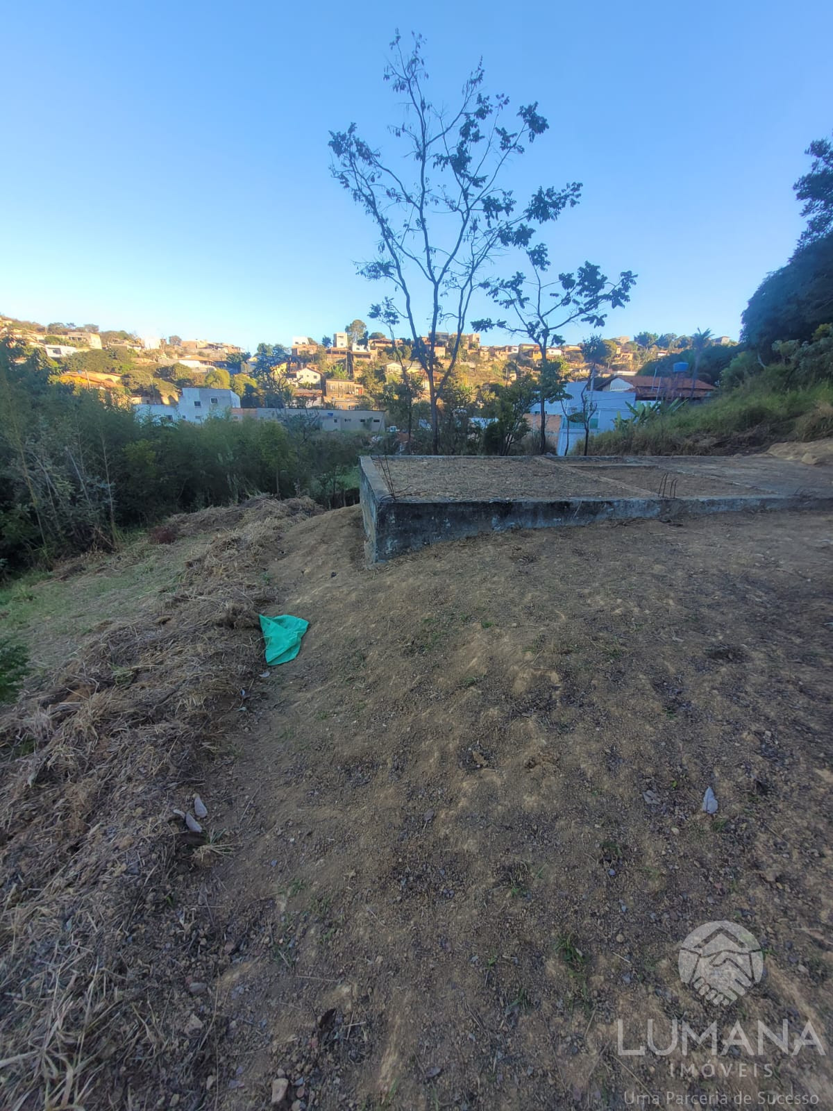 Lote 360 m² bairro  Aeronautas