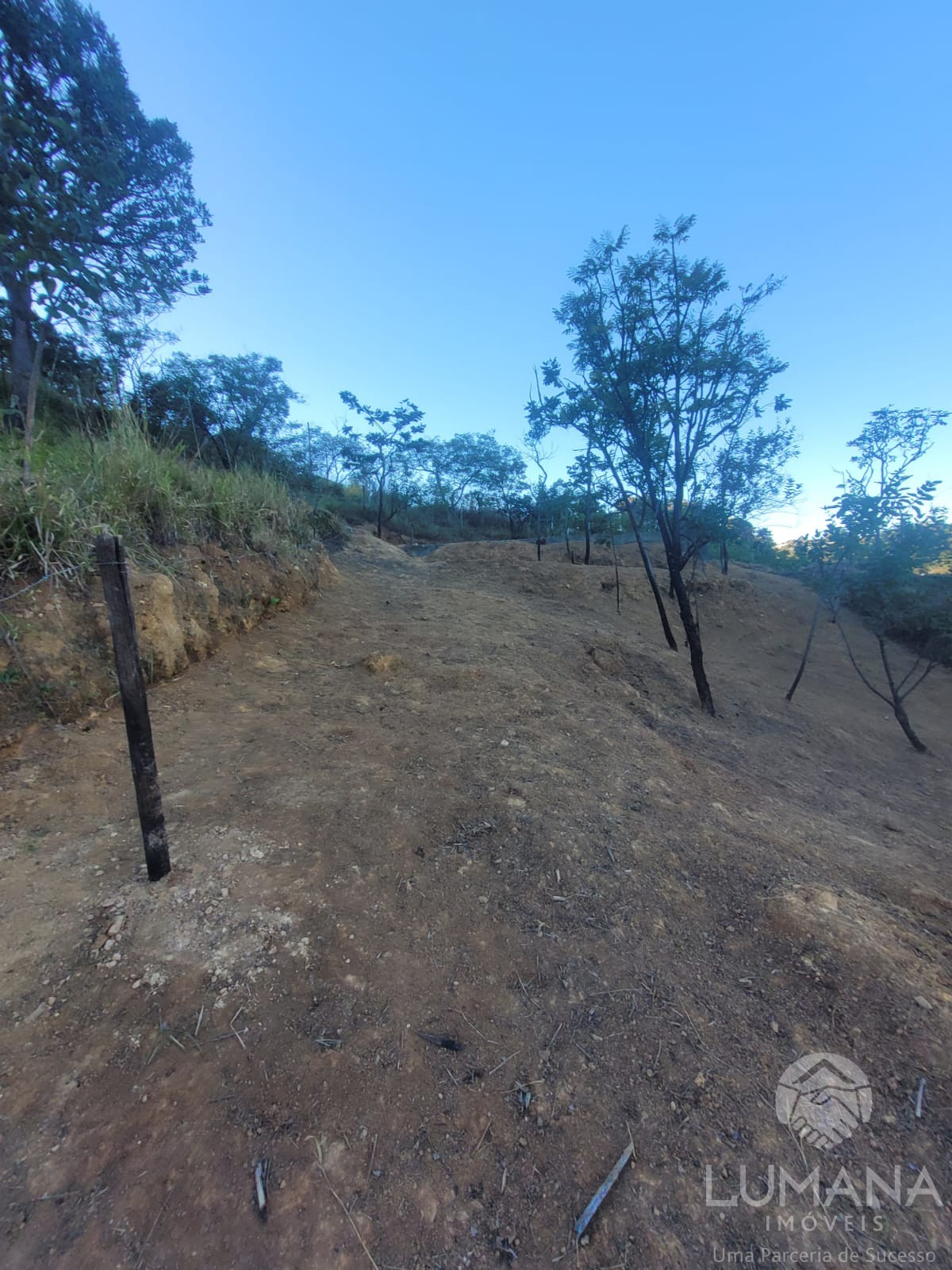 Lote 360 m² bairro  Aeronautas