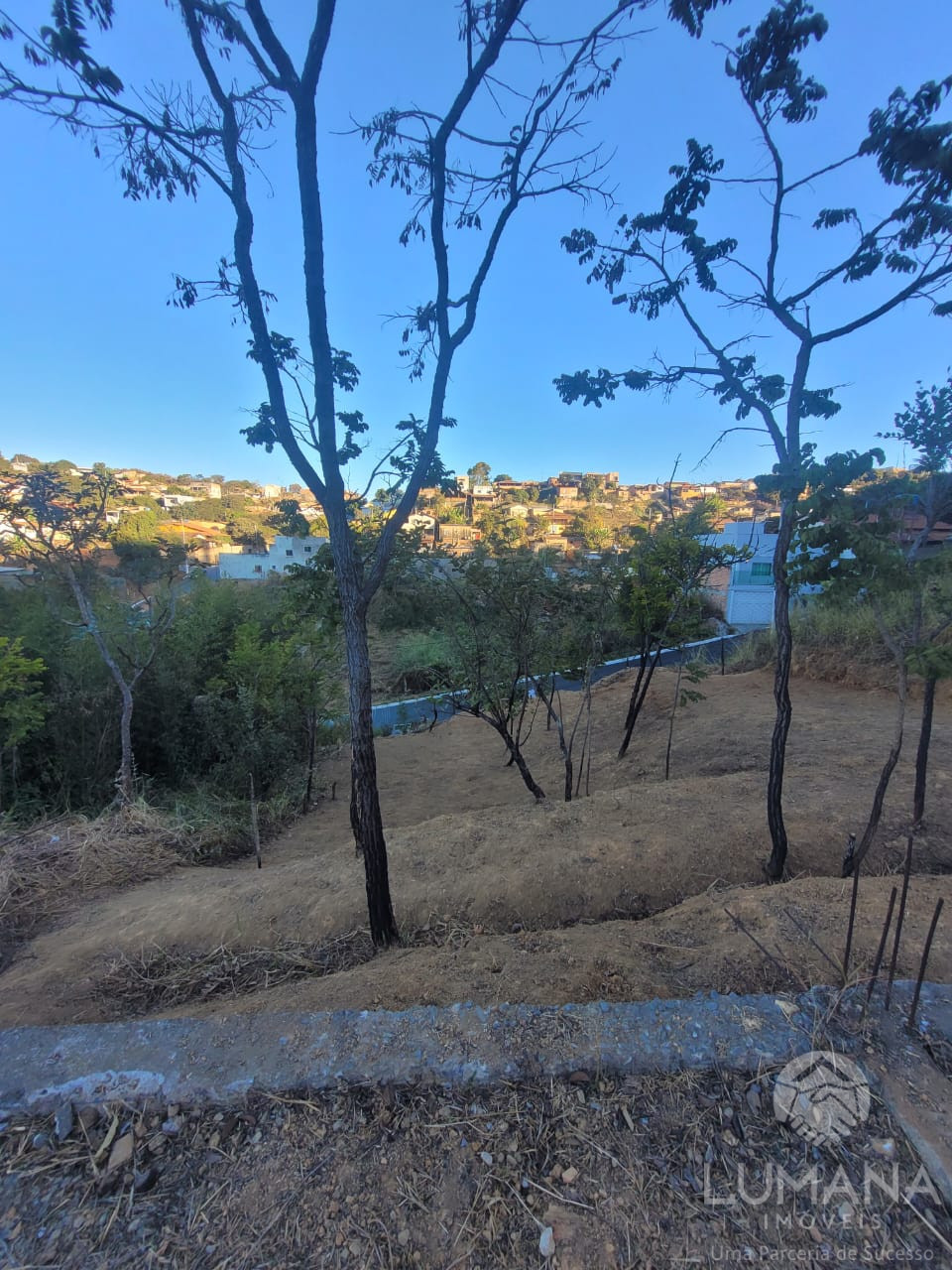 Lote 360 m² bairro  Aeronautas