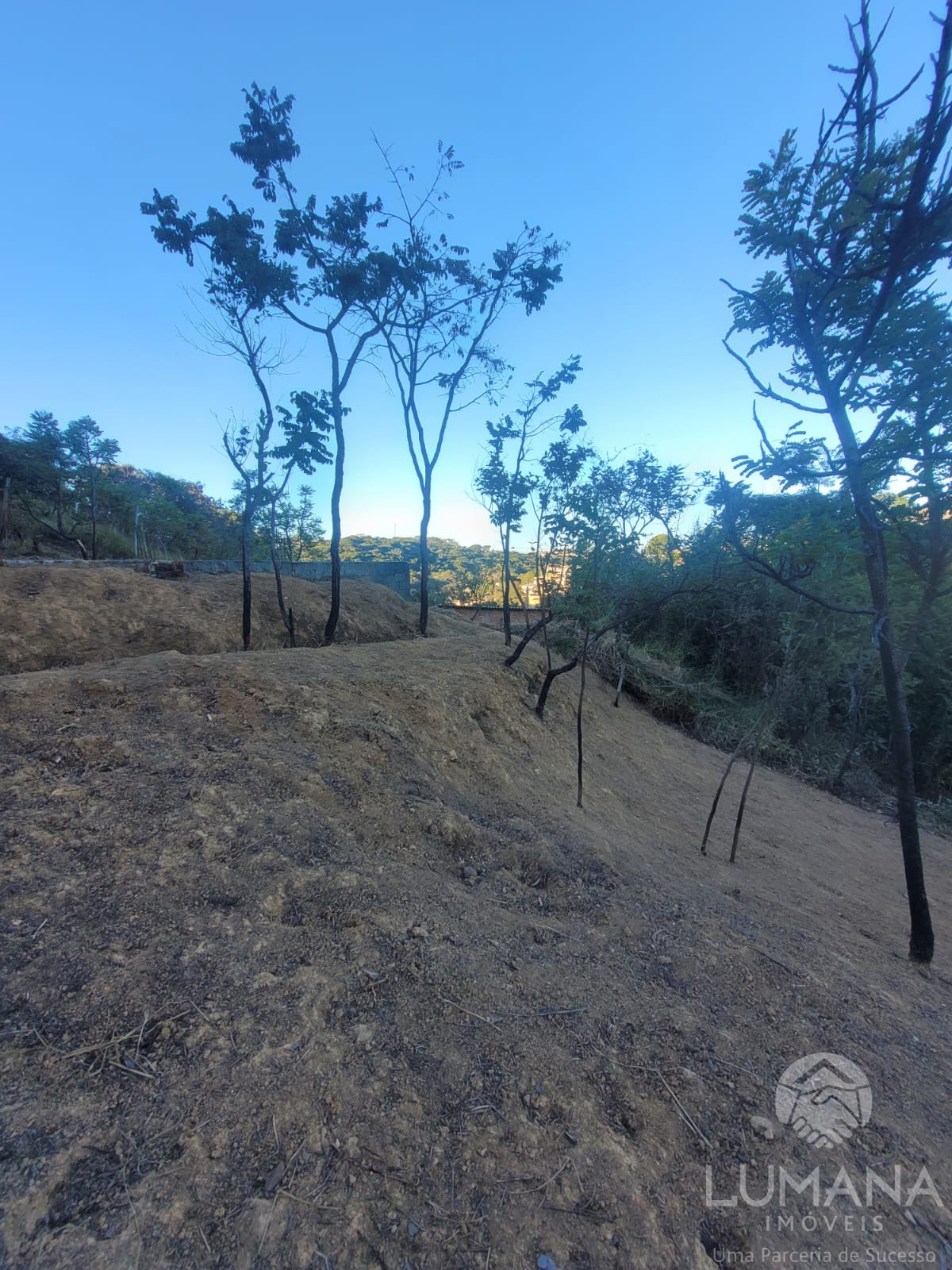 Lote 360 m² bairro  Aeronautas