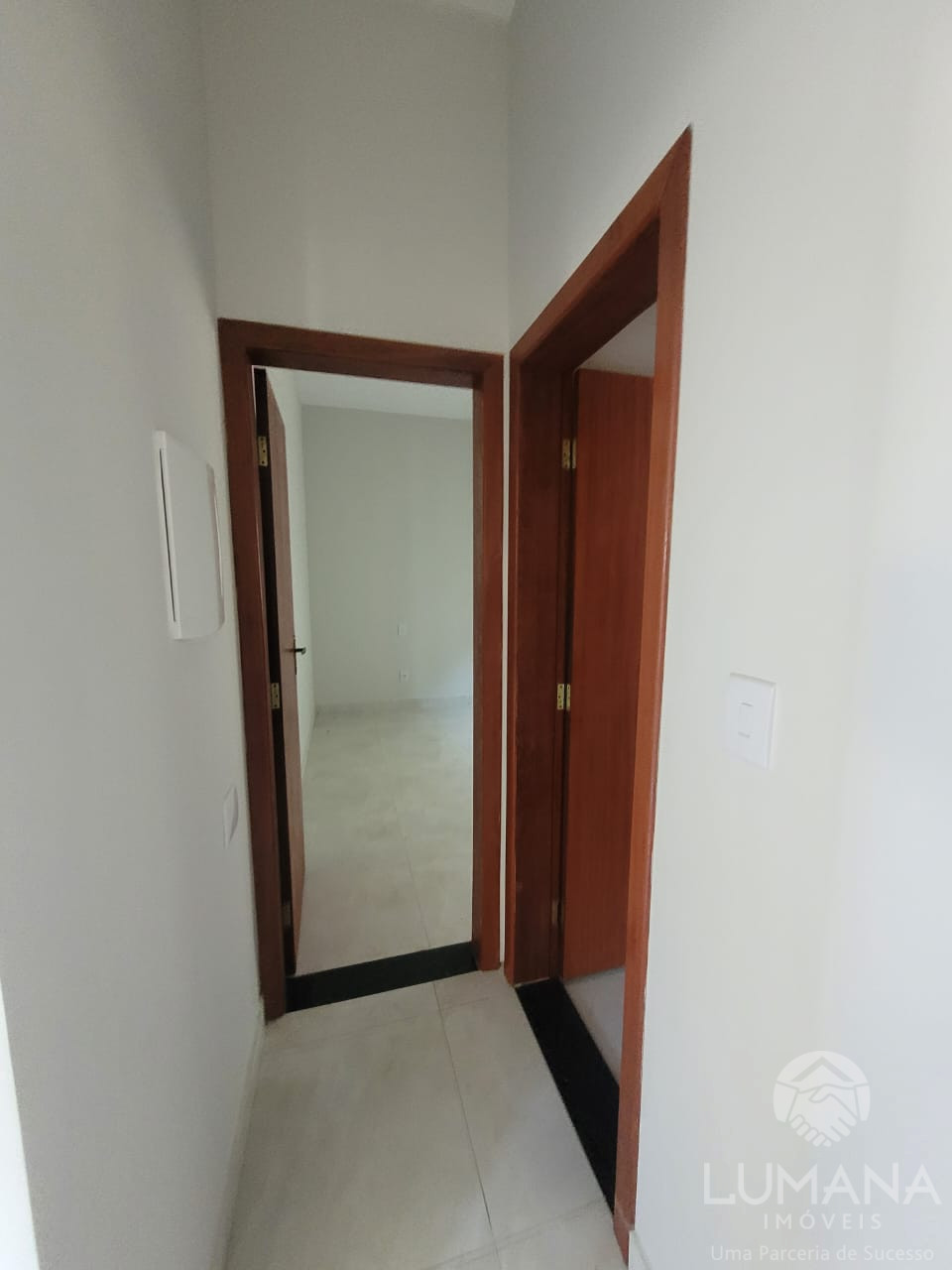 Casa independente lote 240 m²