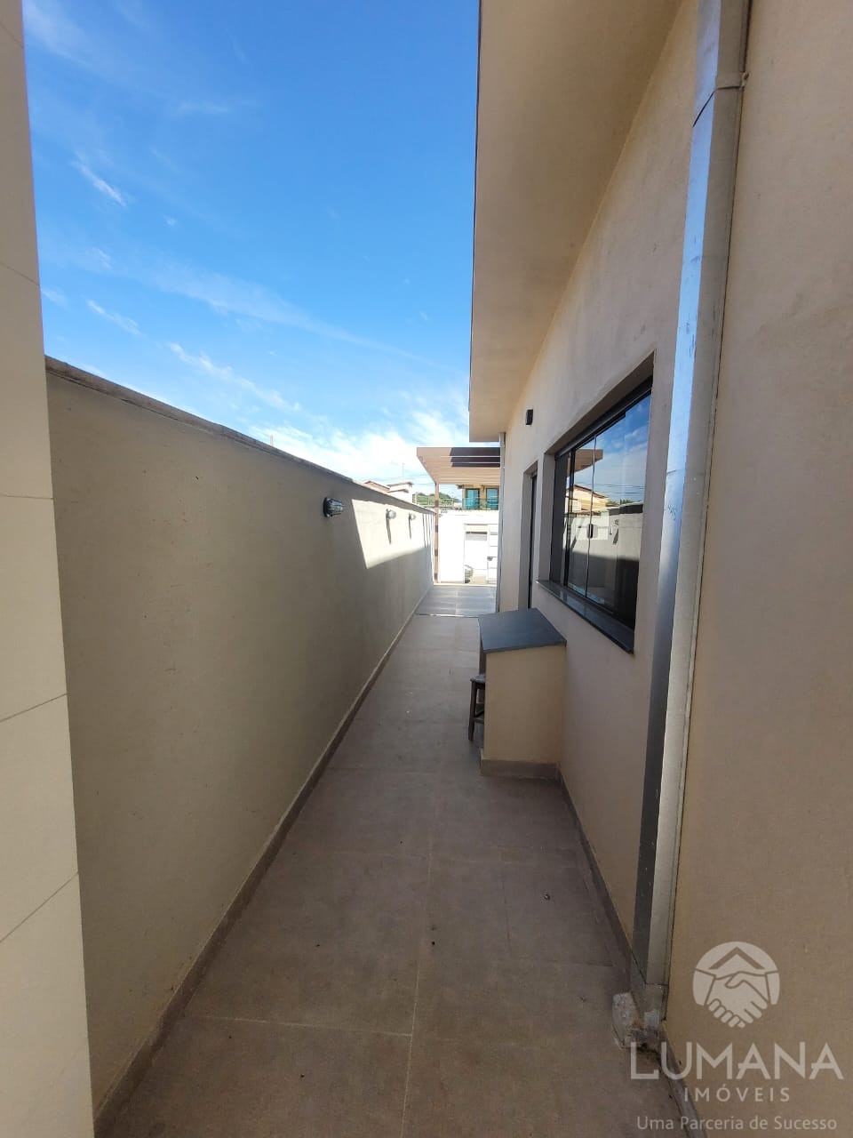 Casa independente lote 240 m²