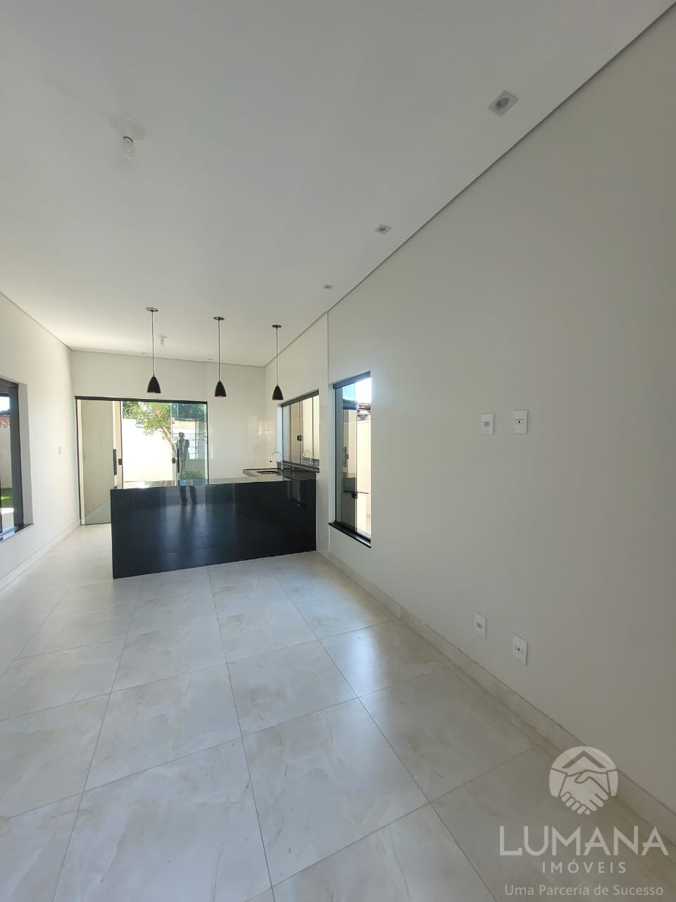 Casa independente lote 240 m²