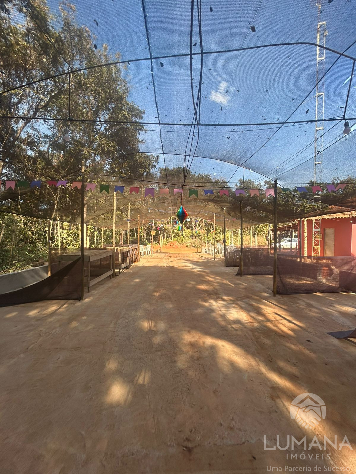 Lote em condomínio- Felixlândia
