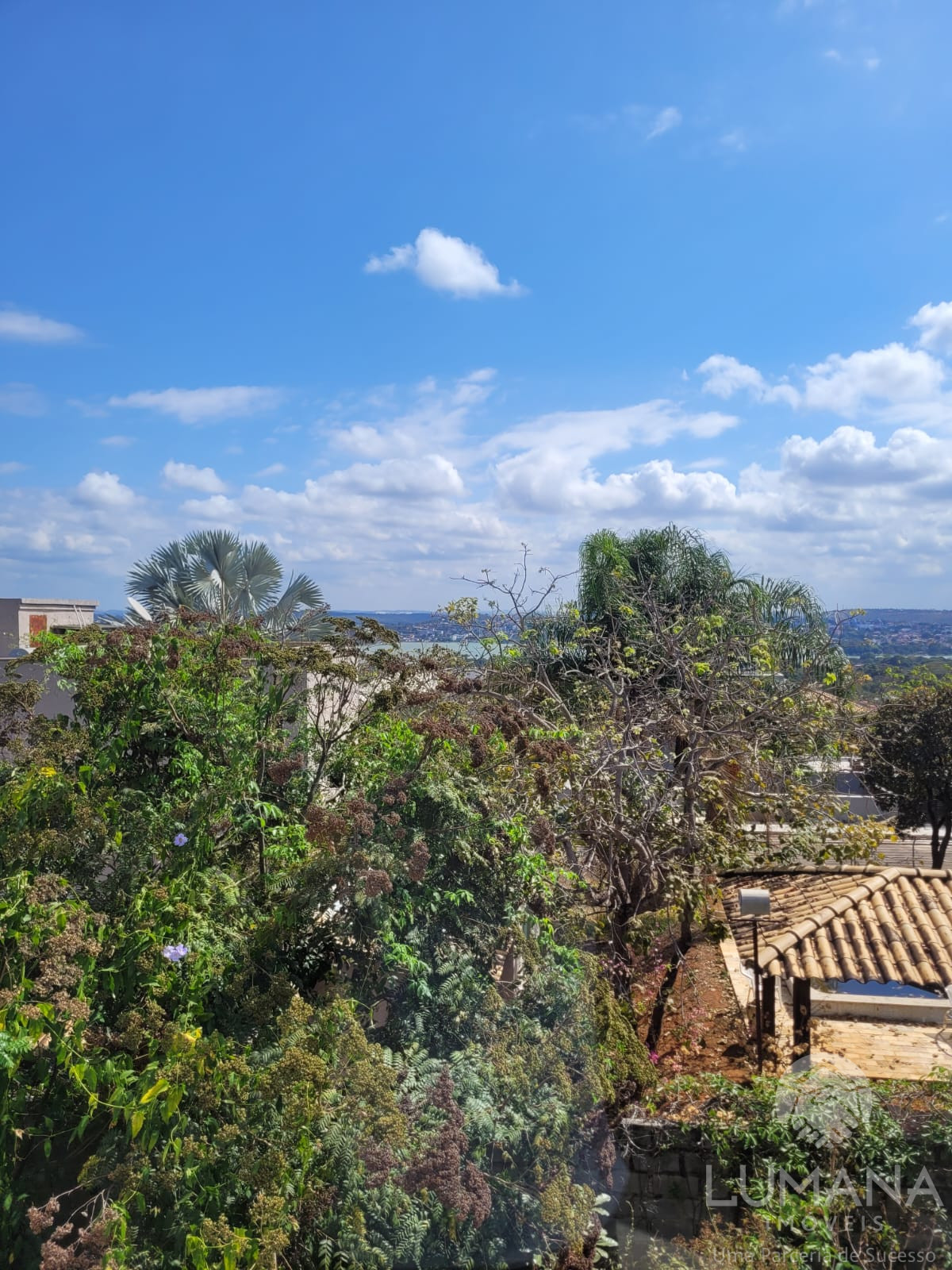 Casa em Residencial Fechado