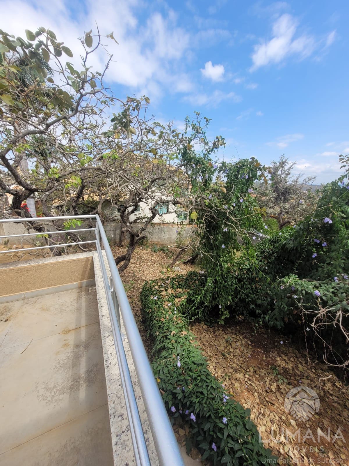 Casa em Residencial Fechado