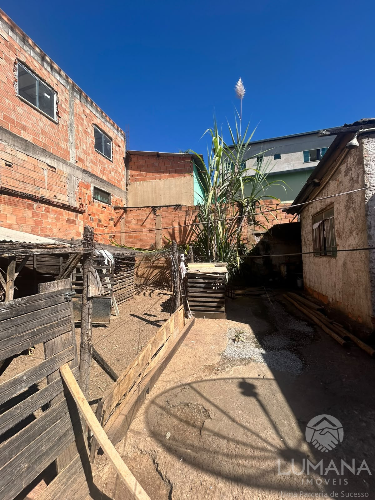Casa Lote 300 metros